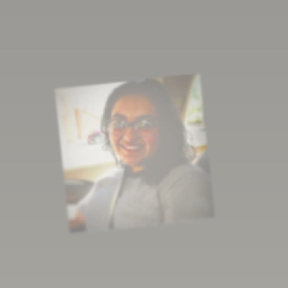 Meet your Posher, Sophia